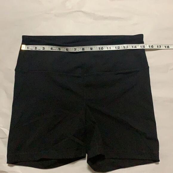 NWOT YOGALICIOUS LUX HIGH WAIST SHORTS SIZE L, S - Picture 4 of 7